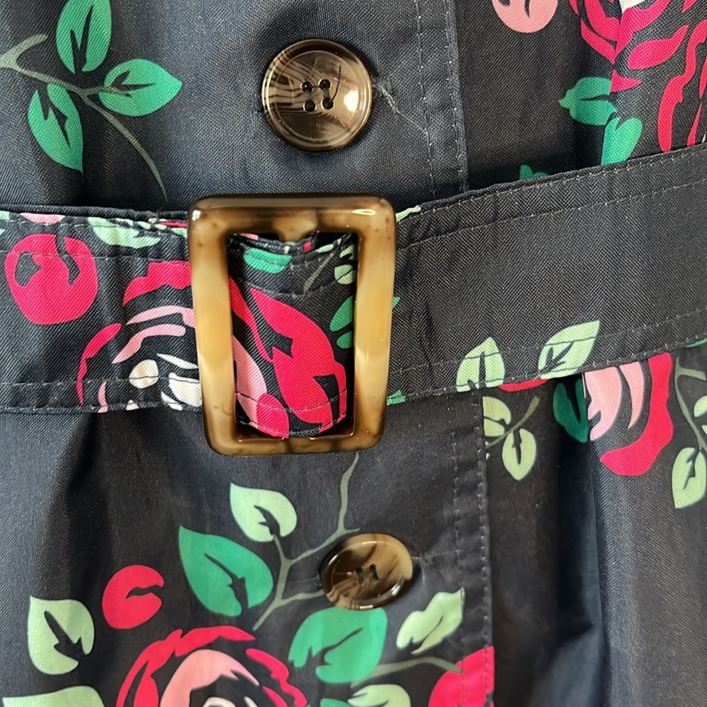 Capelli Raincoat with hood & belt, Ladies Med , darkest navy with floral print - Picture 10 of 16